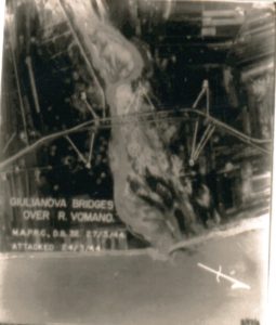 Bombardamento sul Vomano, viene citata Giulianova come punto di riferimento. (C) archivio originale con negativo. Trovata in Austrialia